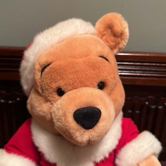 Wind up Winnie the Pooh Disney Christmas plush. - Picture 3 of 11